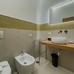 شقة Santamaura Vacanze Vaticane Elegance E Comfort *